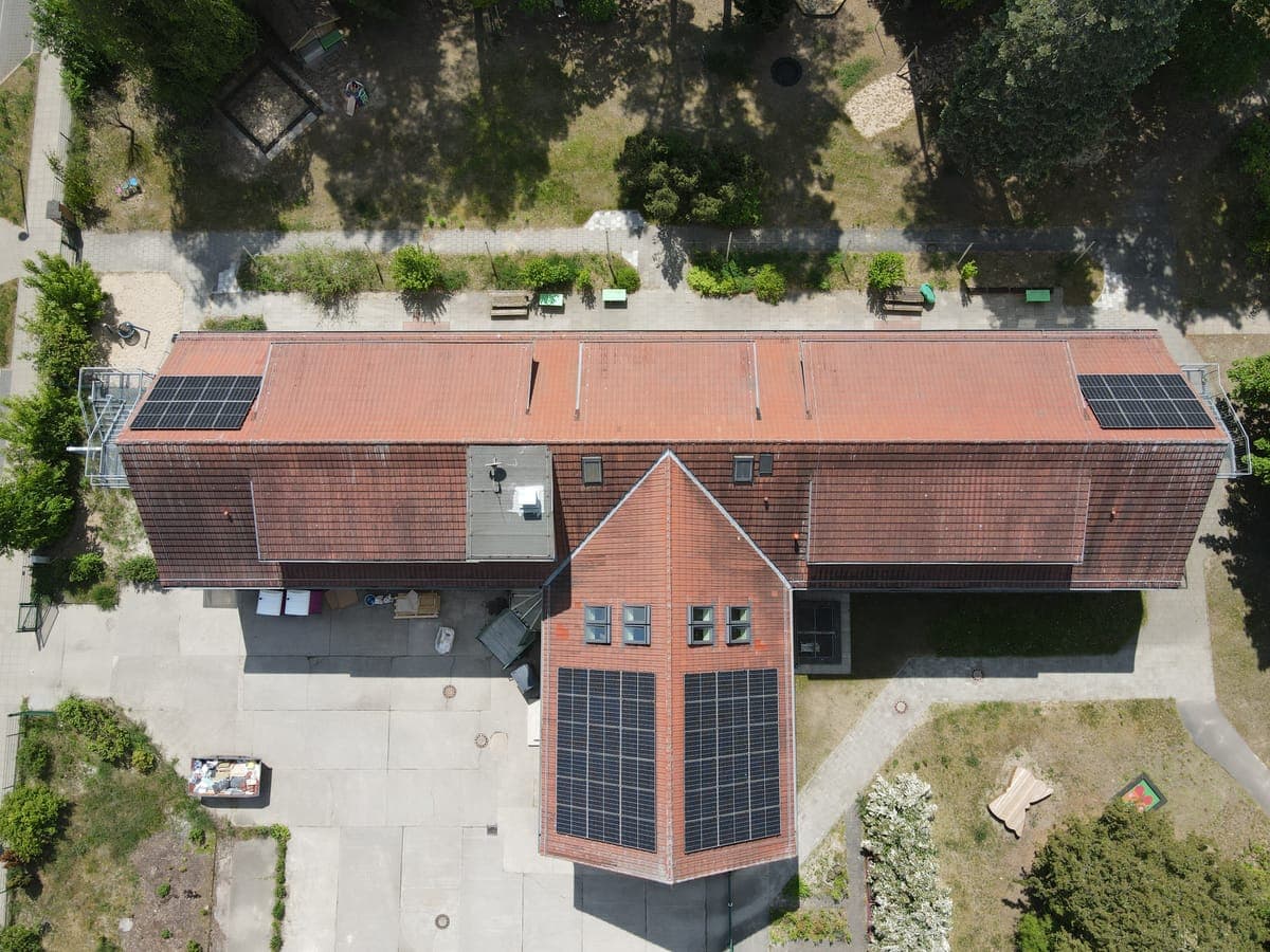 Kita Schmetterling – Dachansicht